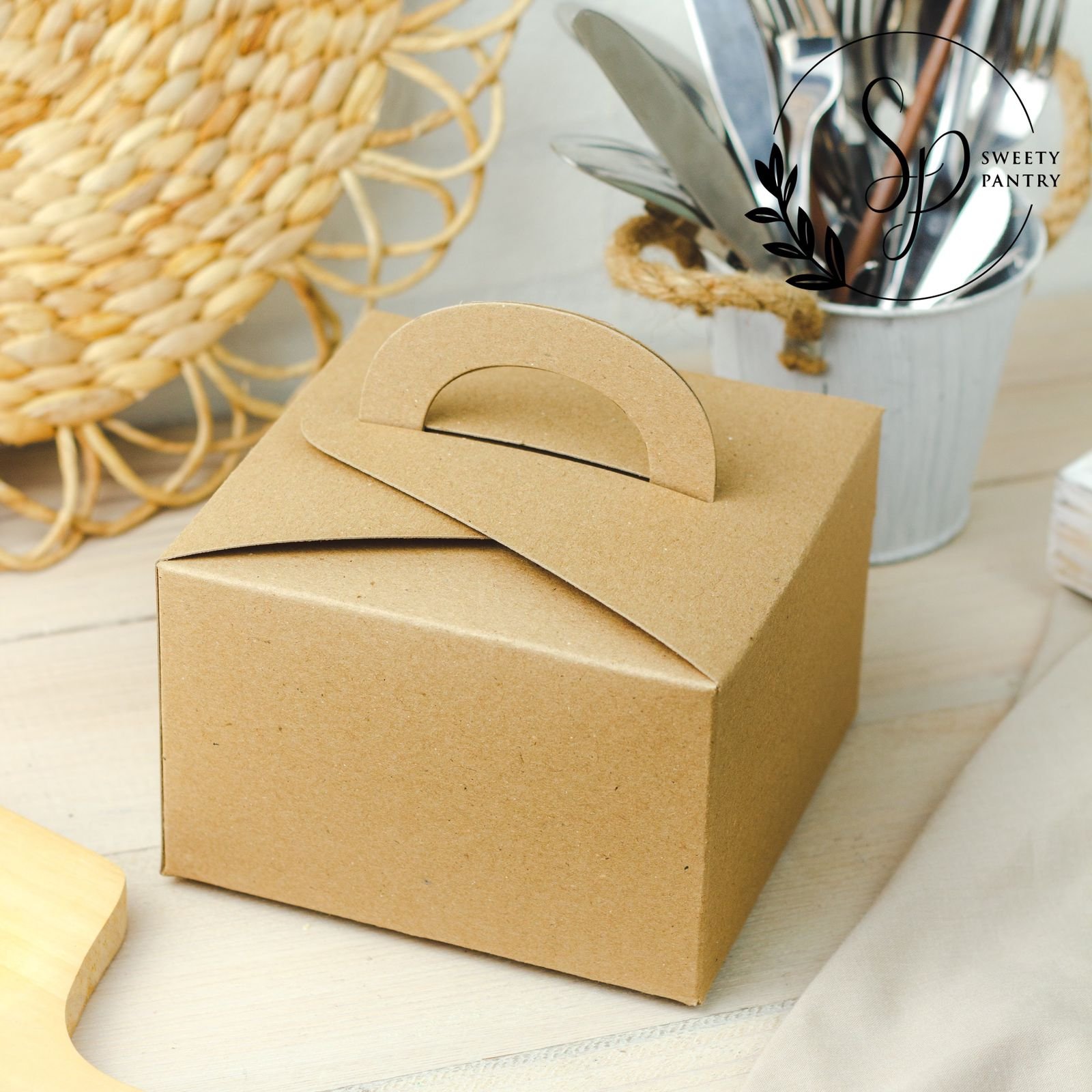 10PCS - 4151510 B - dus kue / box kue / gift box model tenteng Uk 15x15x10cm Coklat - Image 6