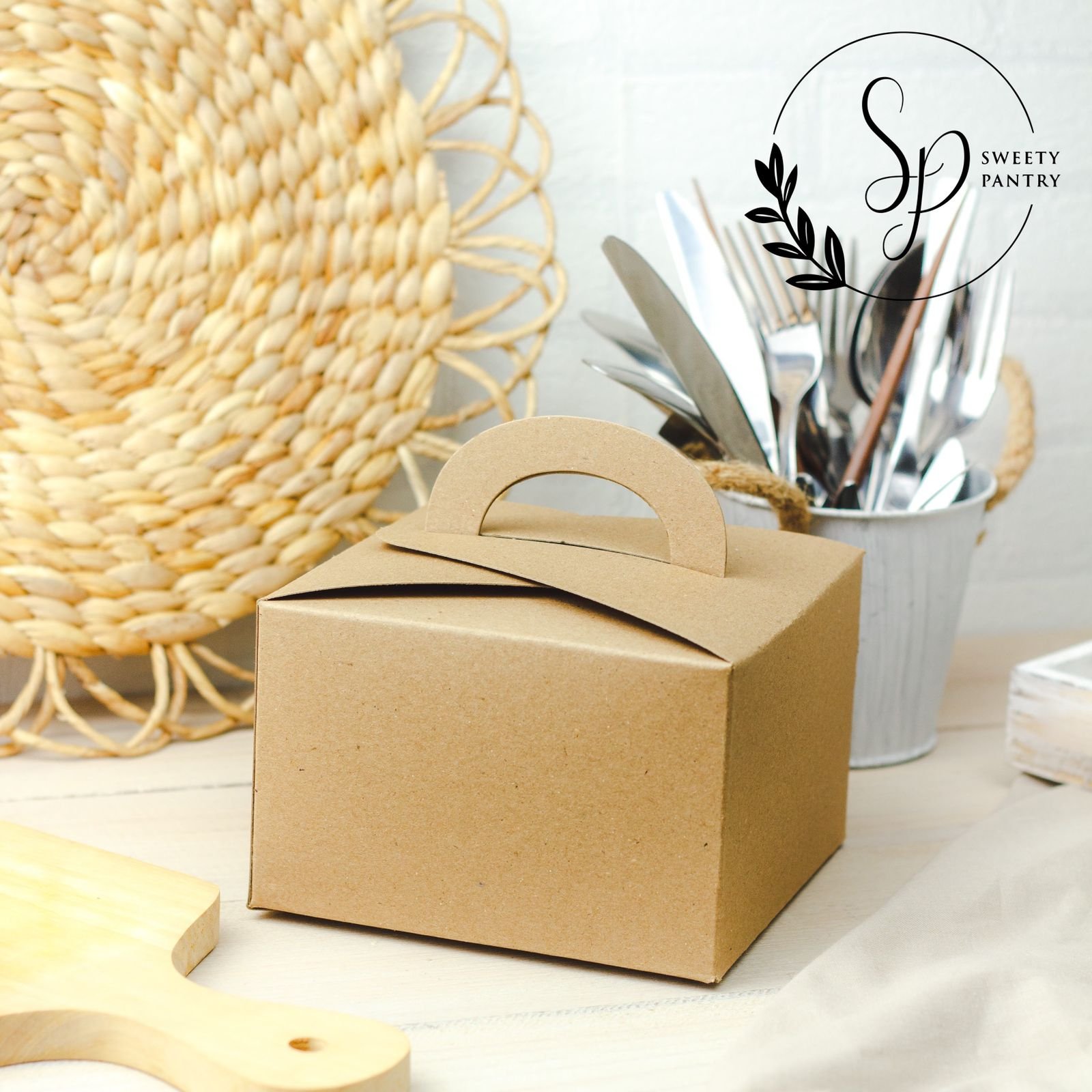 10PCS - 4151510 B - dus kue / box kue / gift box model tenteng Uk 15x15x10cm Coklat - Image 5