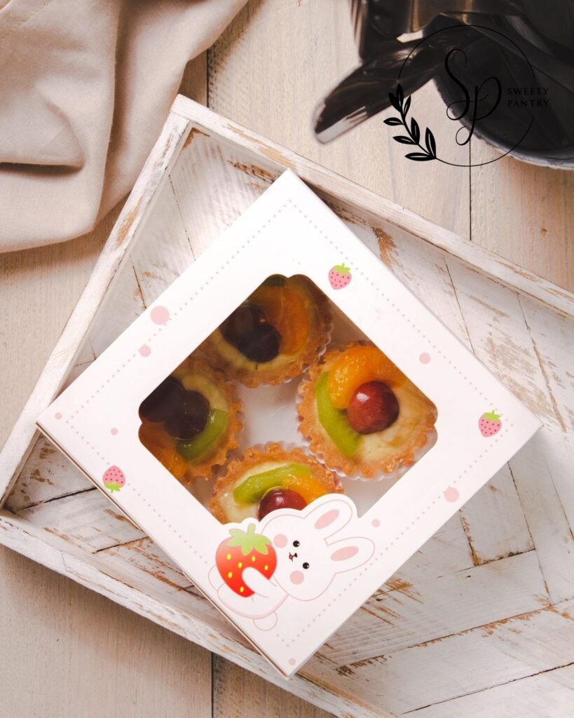 10PCS - BOX PIE BUNNY STRAWBERRY - Dus Box Packaging Kotak kue cake Pie Window
