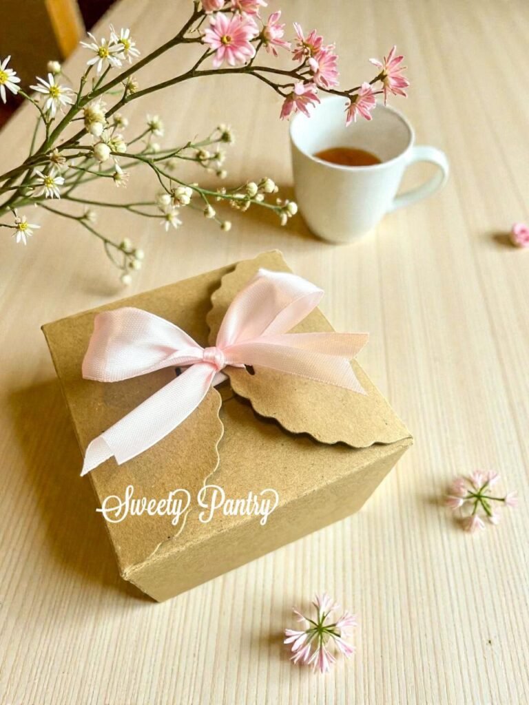 20PCS - GB10780 B - Cake Box / Gift Box / Dus Kue Kecil 10,7x10,7x8cm Coklat